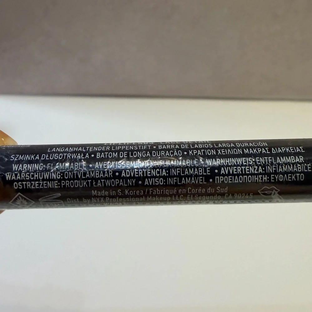 🩷5/$10 NYX Lingerie Push-Up Long-Lasting Lipstick - Brown